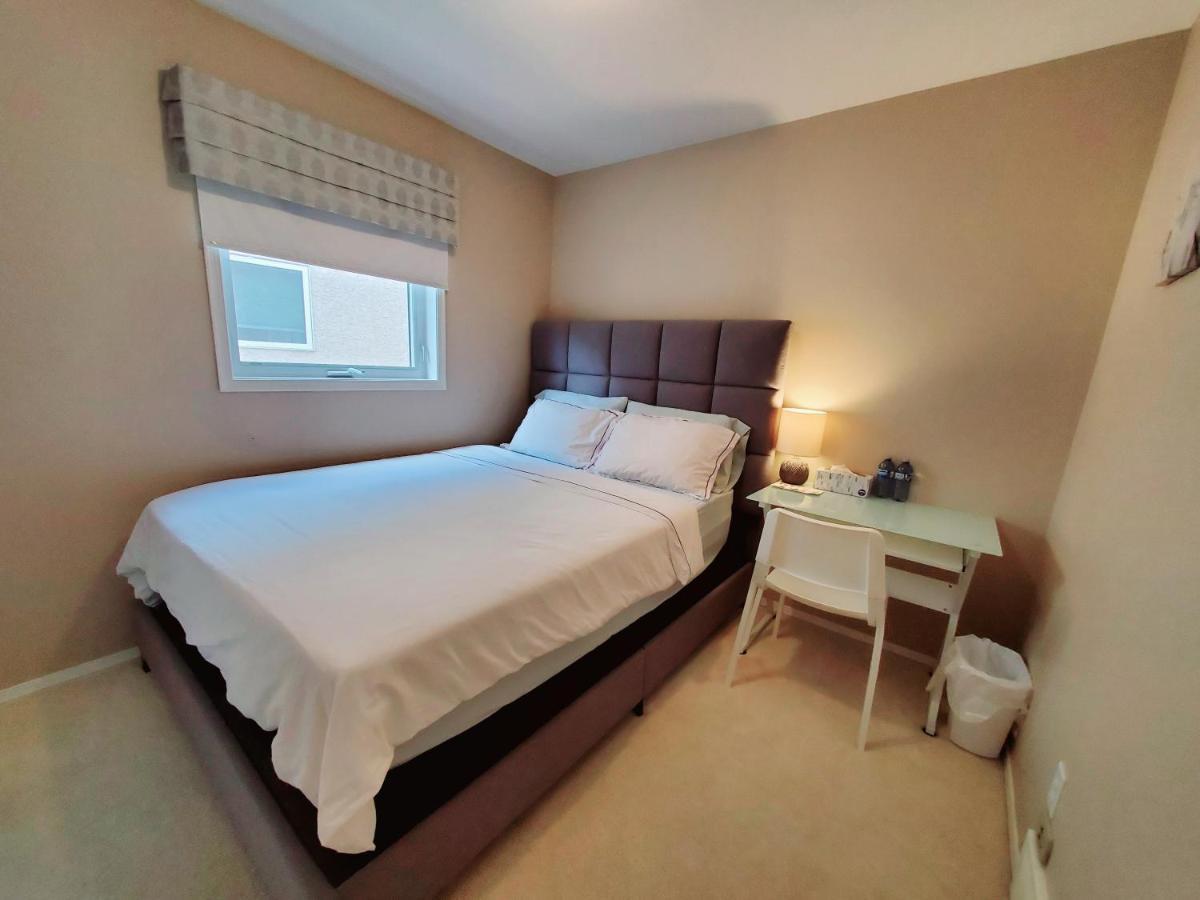 Saskatoon Lashyn Cove Homestay Екстер'єр фото