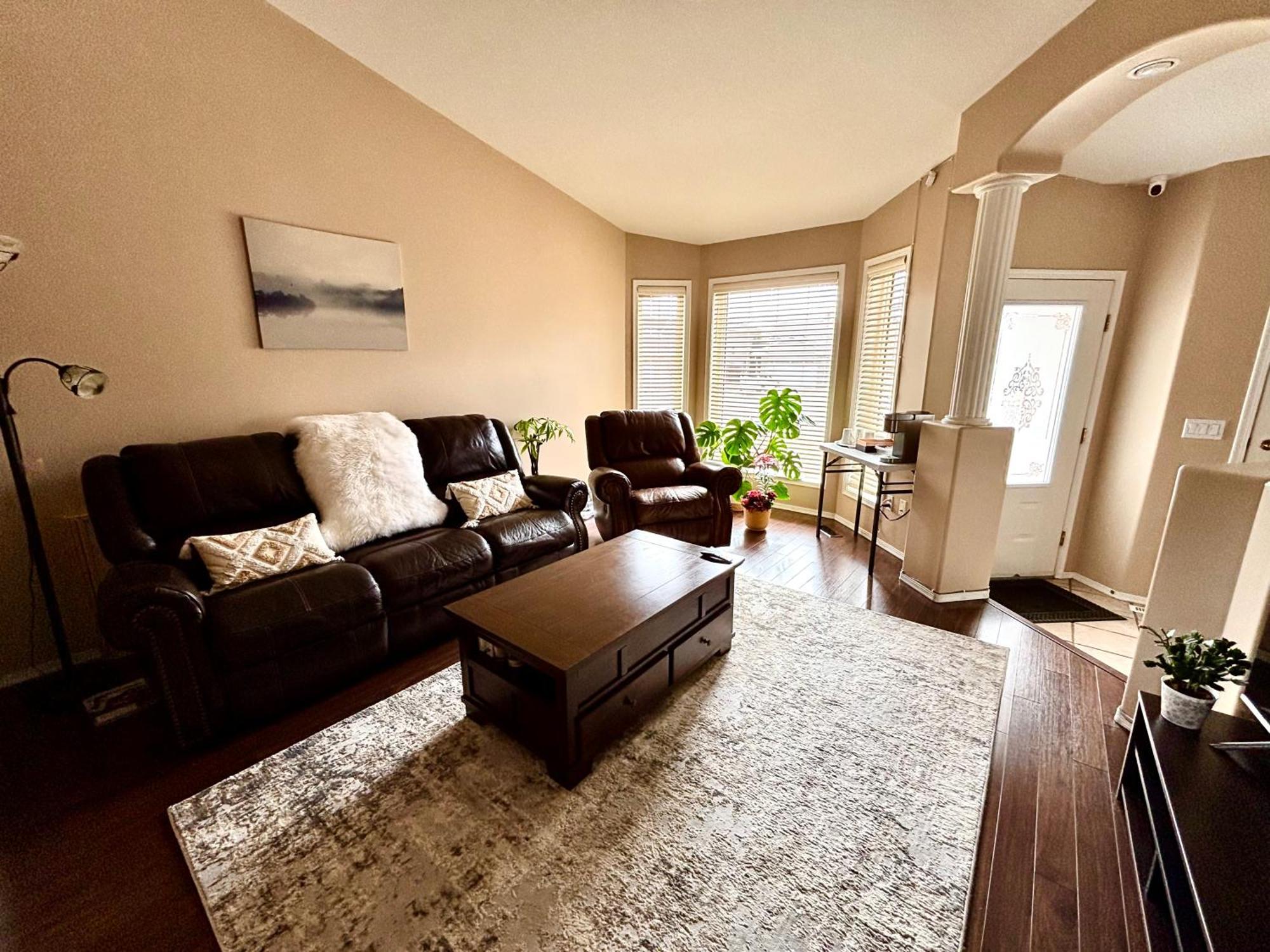 Saskatoon Lashyn Cove Homestay Екстер'єр фото