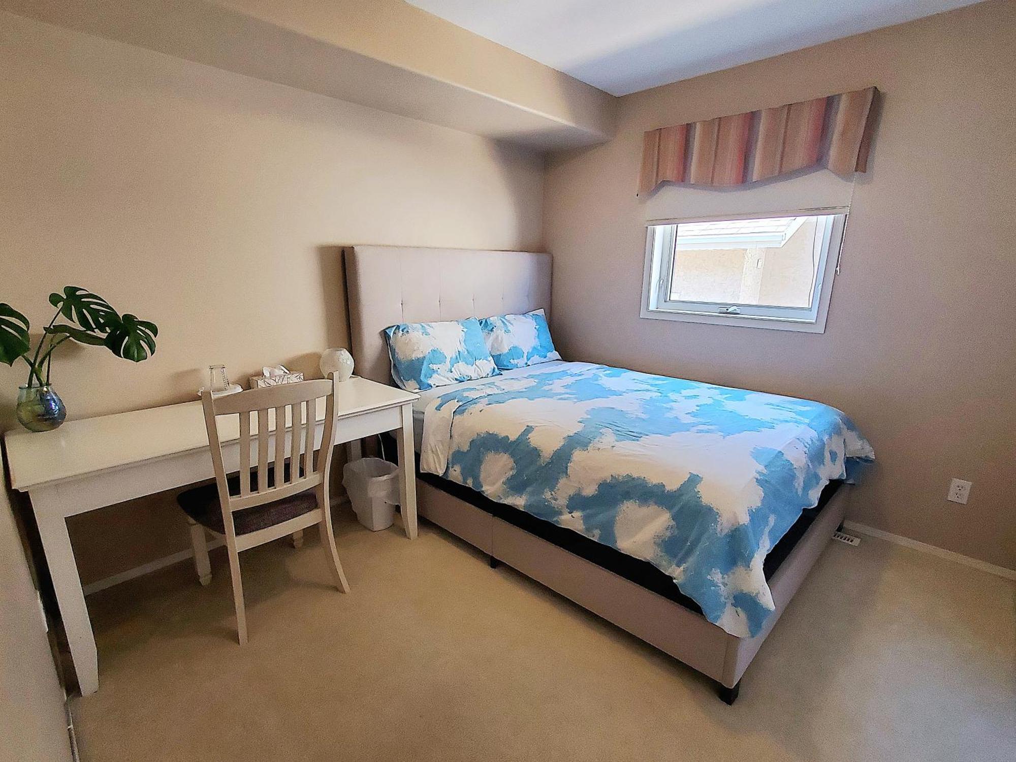 Saskatoon Lashyn Cove Homestay Екстер'єр фото